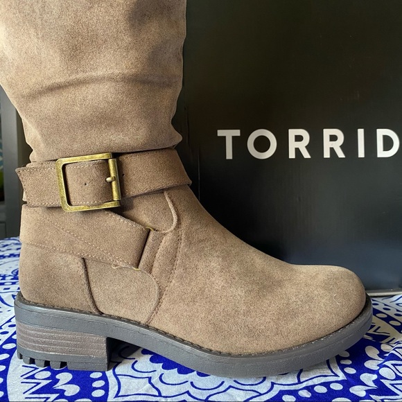 NWT TORRID WW/CALF Brown Oiled Suede Buckle Boot - Picture 7 of 16